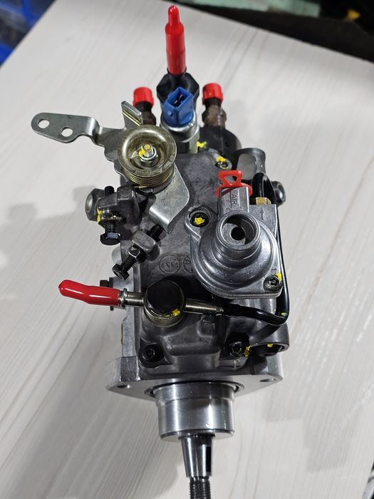 Топливный насос (ТНВД) JCB Delphi