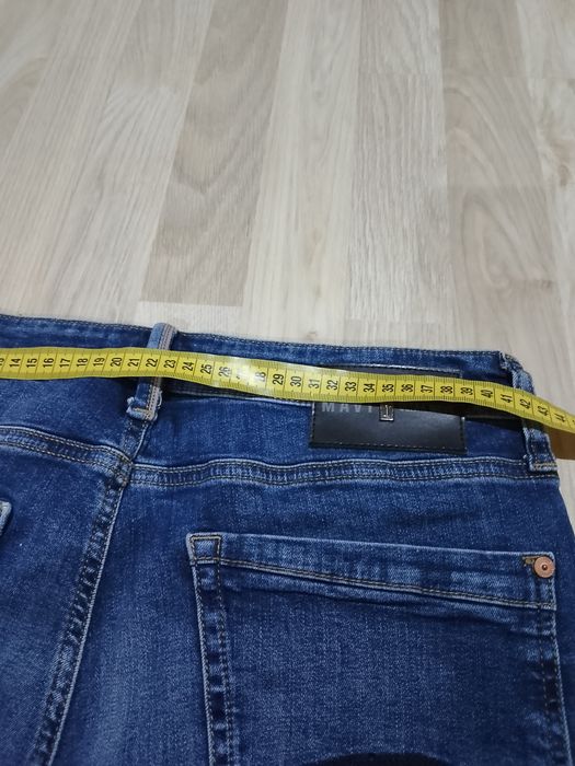 Pantaloni scurți Mavi