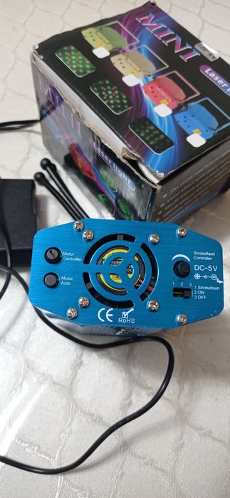 Проектор лазерный светомузыка