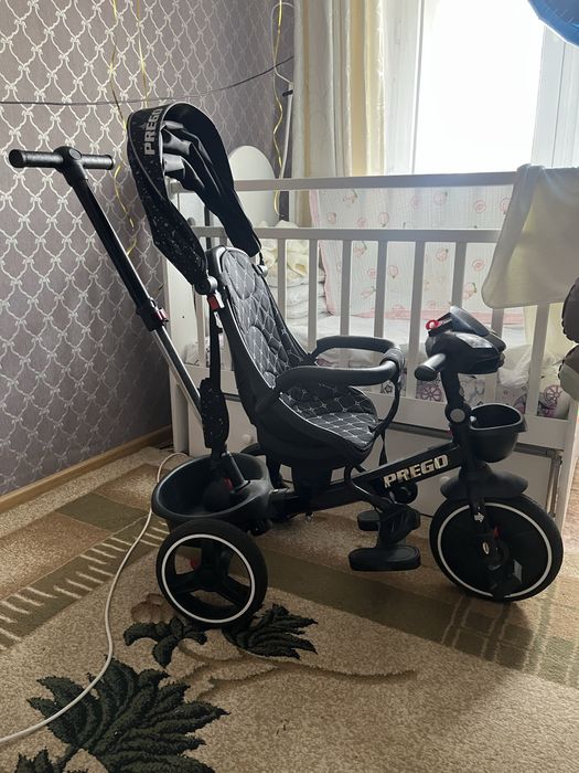 Трехколесный велосипед