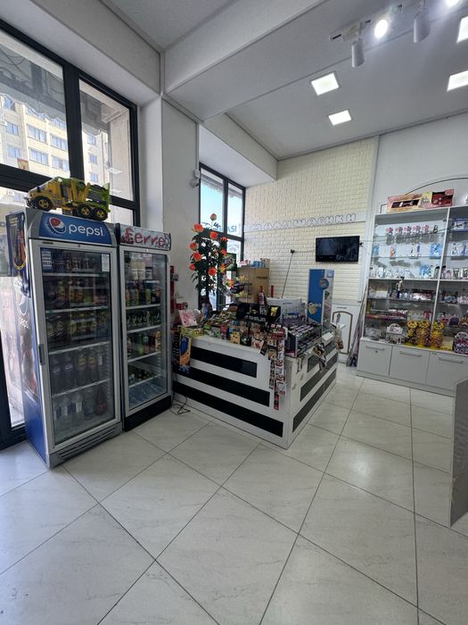 Magazin mebellari sotiladi!! Srochna