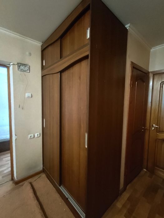 Шкаф для одежды .