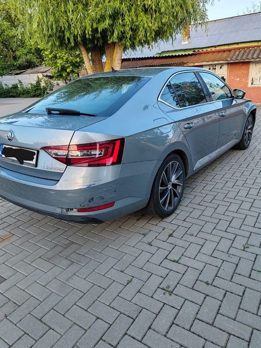 Skoda Superb Laurin&Klement Diesel 190 CP. Avariată