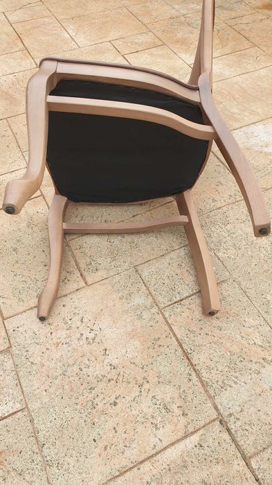 Scaune lemn masiv, tapitate