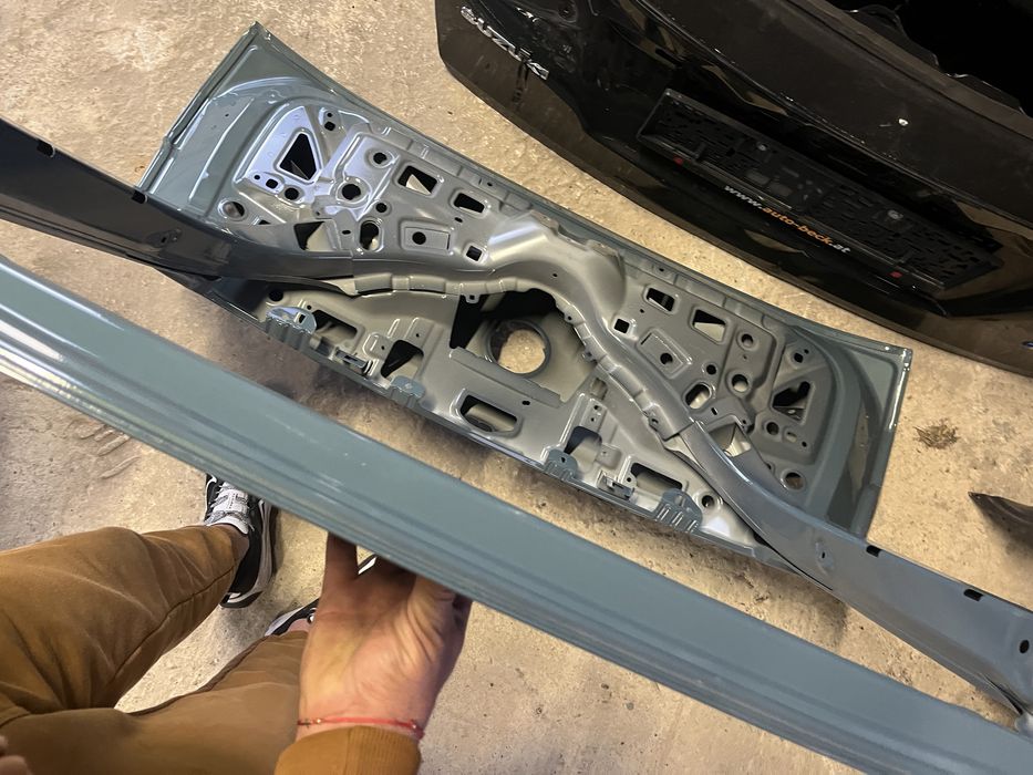 Багажна врата,капак BMW IX2 2023