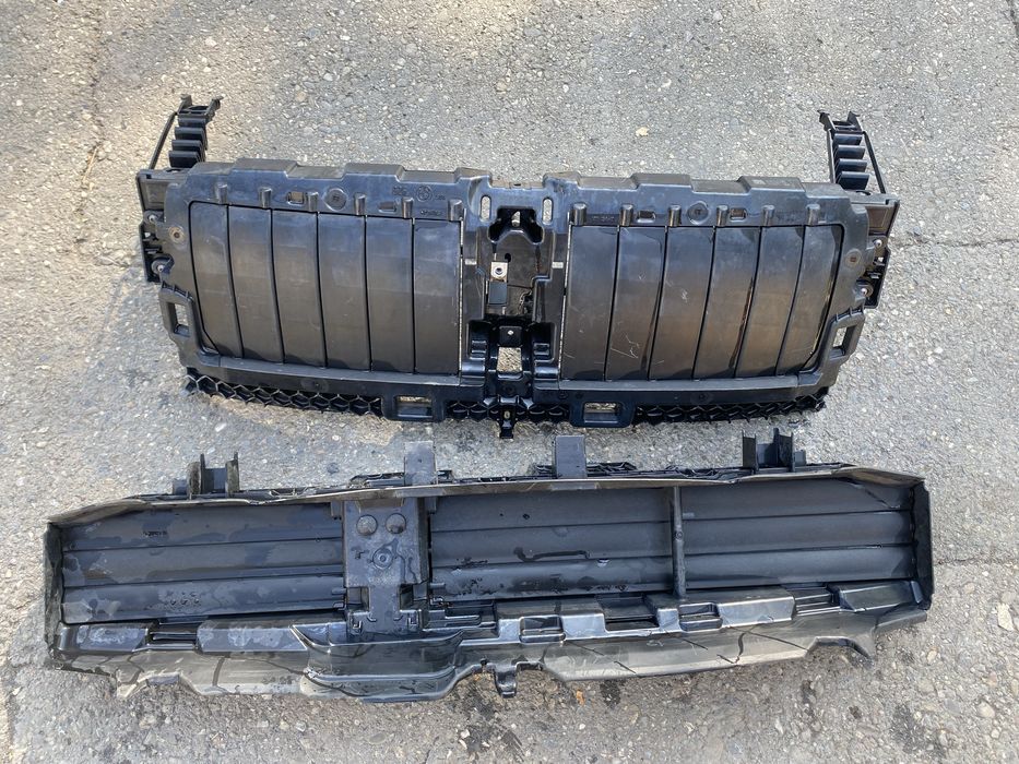 Hota clapete active  armatura bara fata bmw g26