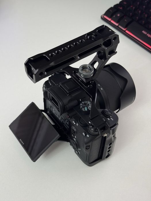 Sony Alpha A7 III kit 28-70mm + Клетка SmallRig