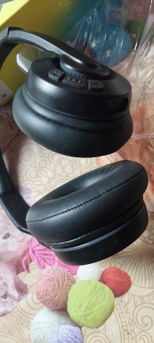 Skullcandy cassette wireless