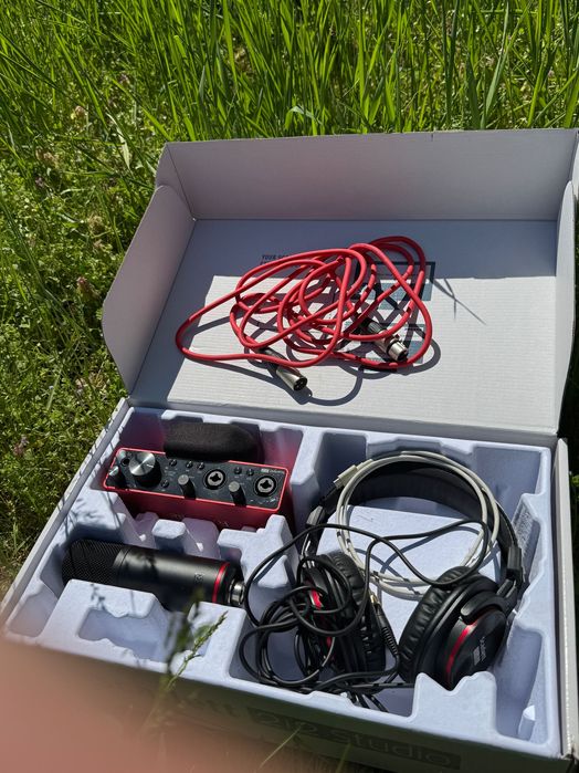 комплект за запис на звук Scarlett studio