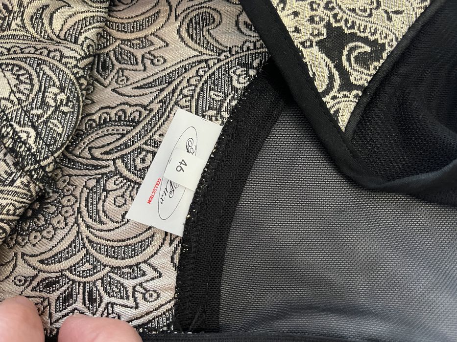 Rochie ocazie mar 46, negru/auriu