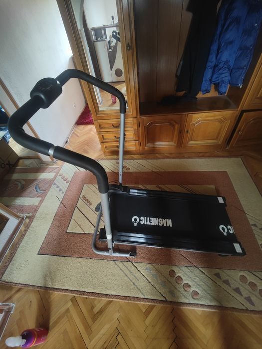 Banda de alergare pliabila Magnetico