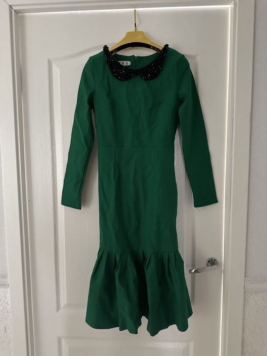 Продам платья новые и бу