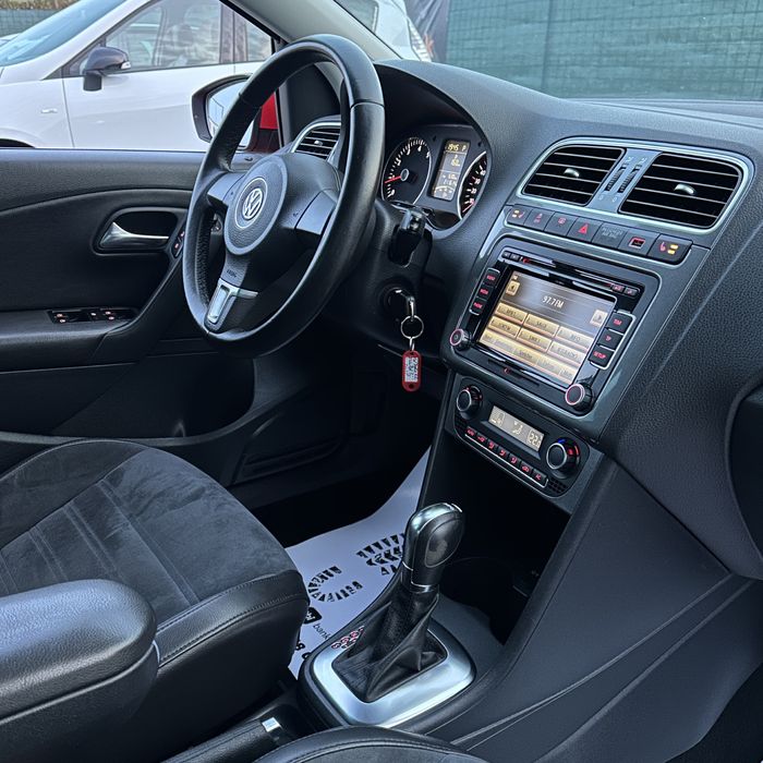 Volkswagen Polo 1.2 TSI 2012 DSG Highline RATE / NUMERE / TRANSPORT