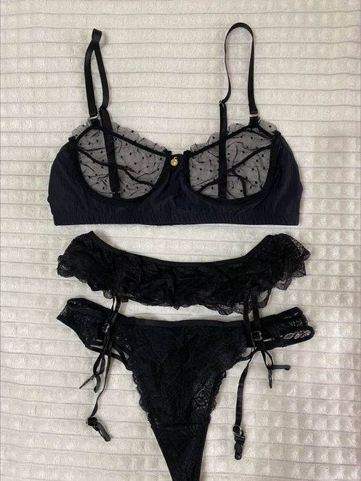 Белье новое , комплекты