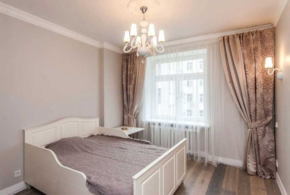 Продава се Тристаен апартамент в София, Люлин 10 - 96 кв.м за 2021 €/кв.м - Снимка #2