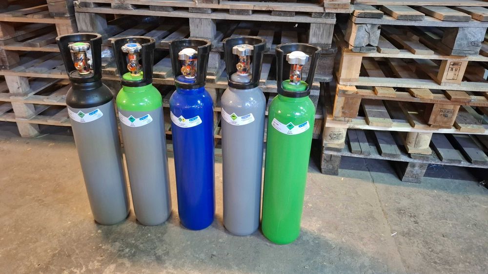 Нови стоманени бутилки за СО2 и редуцир вентили