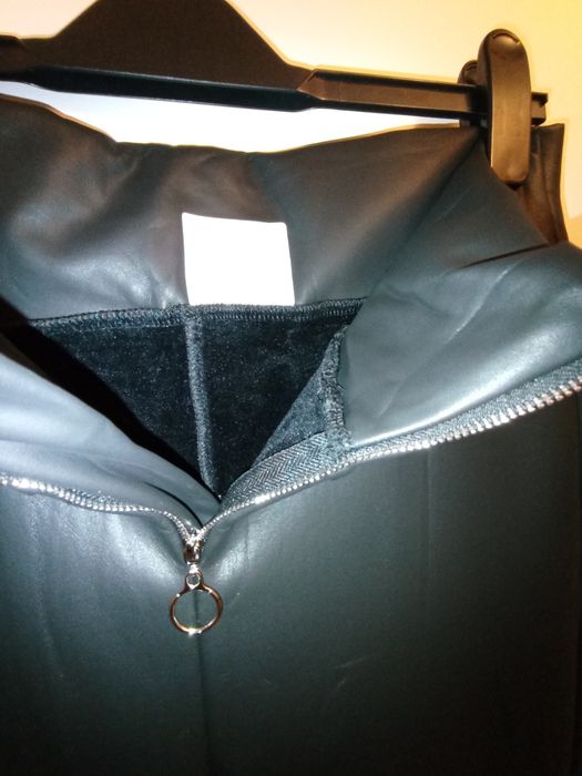 Pantaloni negri flaușați cu fermoar 42/44 femei