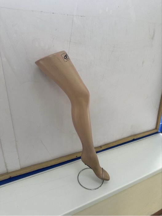 Продам манекены  ноги