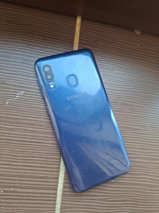 Samsung galaxy A20e