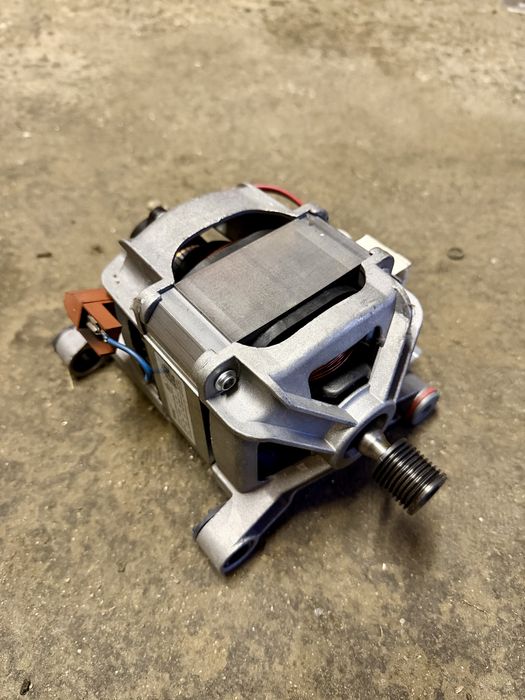 Motor Heinner UMT4509.05 mufa 9 pini