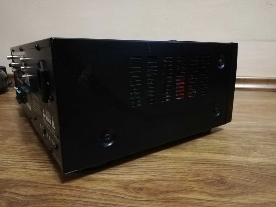 Усилвател Denon avr-x500  (ресивър)