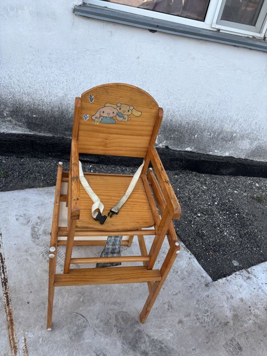 Отдам за 3000 стул детский