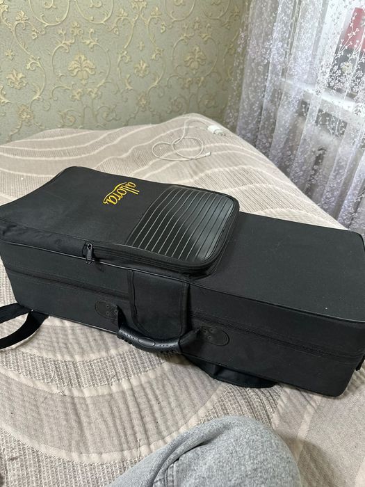 Саксафон  Allora