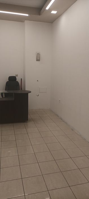 Дава се под наем Магазин в Пловдив, Тракия - 19 кв.м за 229.5 € - Снимка #4