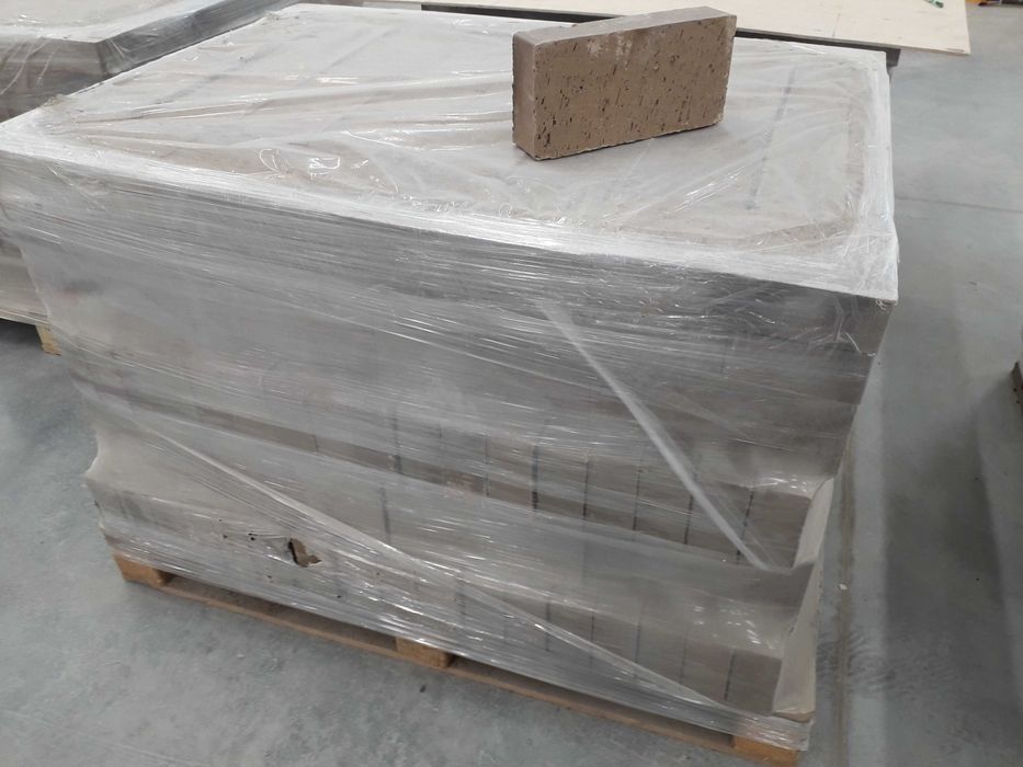 Екологични тухли