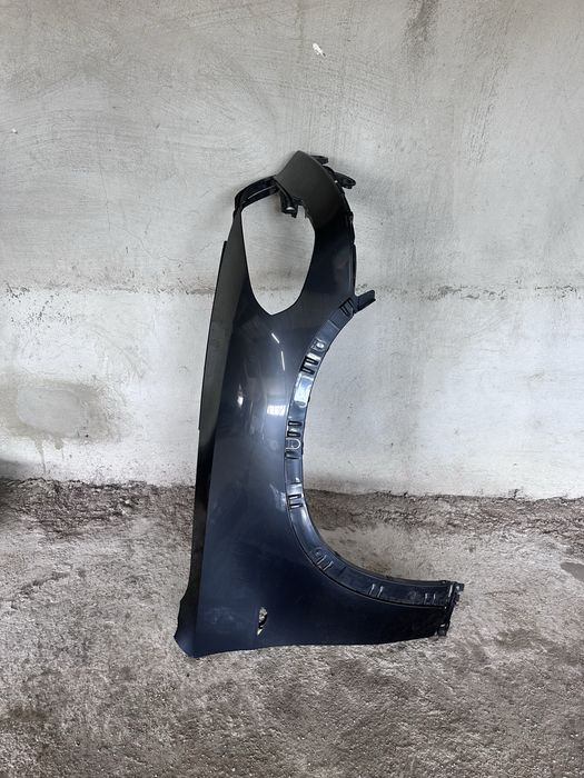 Десен калник за е70 х5 фейслифт