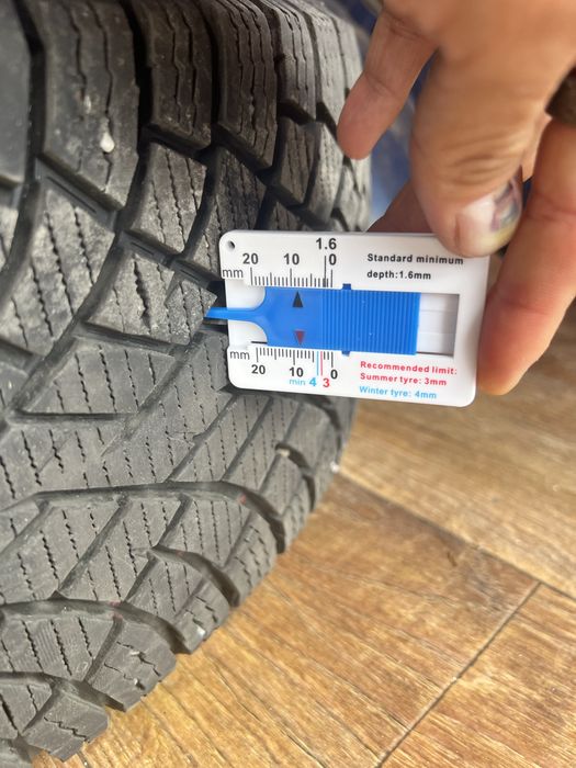 Jante 17” 5x112 cu cauciucuri iarna Nokian 215/60/R17 noi