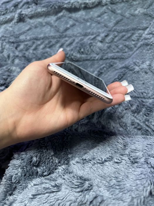 Iphone 8 plus 100% baterie