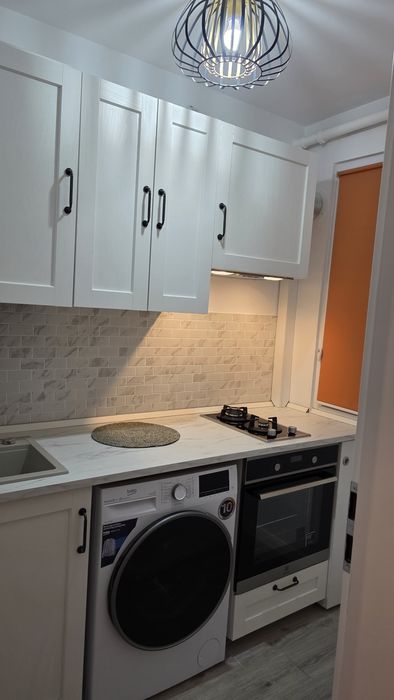 Garsoniera Titan, Proprietar