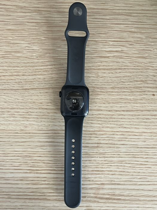 Apple Watch SE 2 (2022), 40 мм.