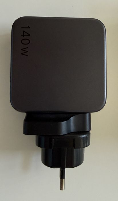 Ugreen Nexode 140W GaN зарядно