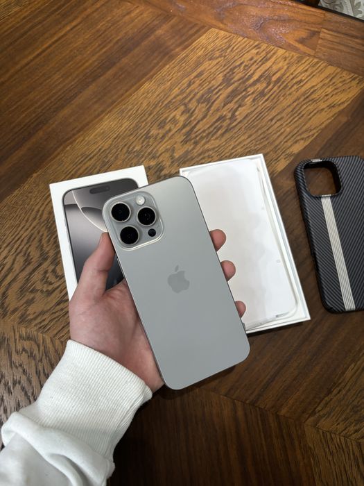 Iphone 16 pro max 256 gb срочно идеал