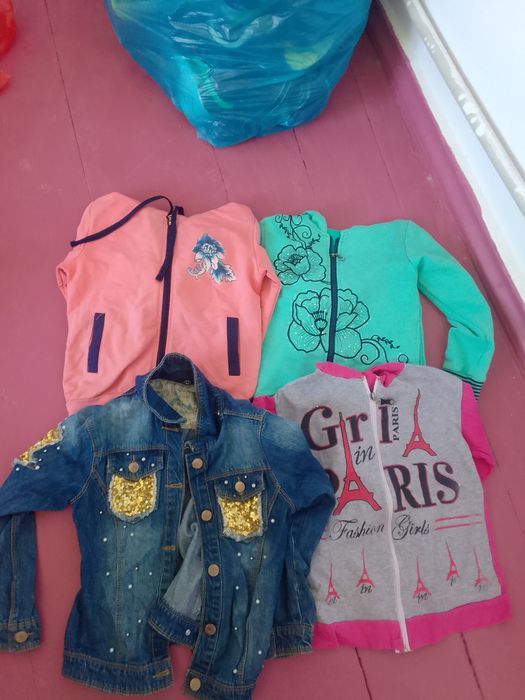 Вещи на девочку.