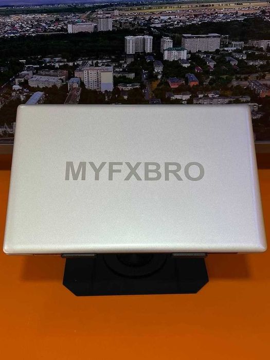 Продается Ноутбук: MYFXBRO