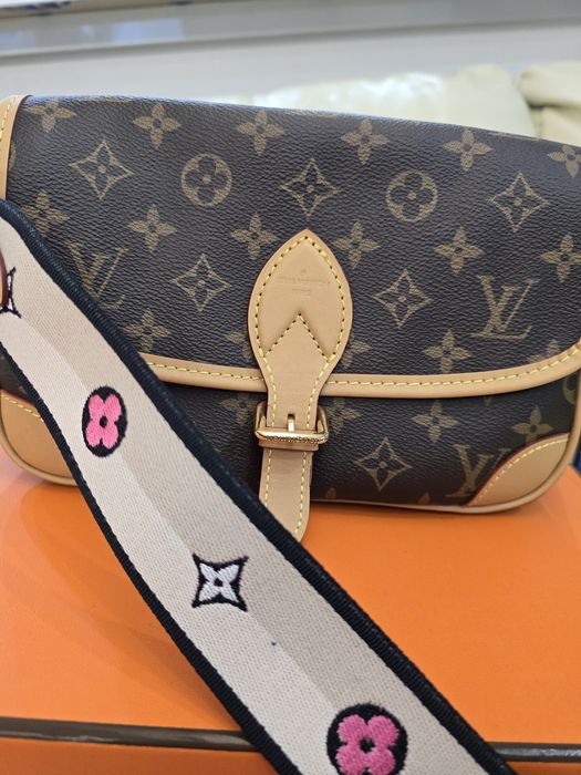 Louis Vuitton Diane MM, ACTE,original,LV Bucuresti