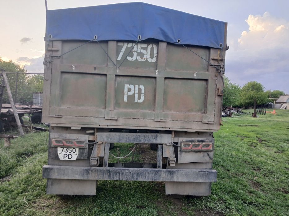Продам прицеп Сзап 8527