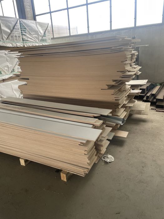 МДФ белый куски продам