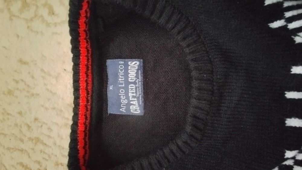 Мъжки черен  пуловер