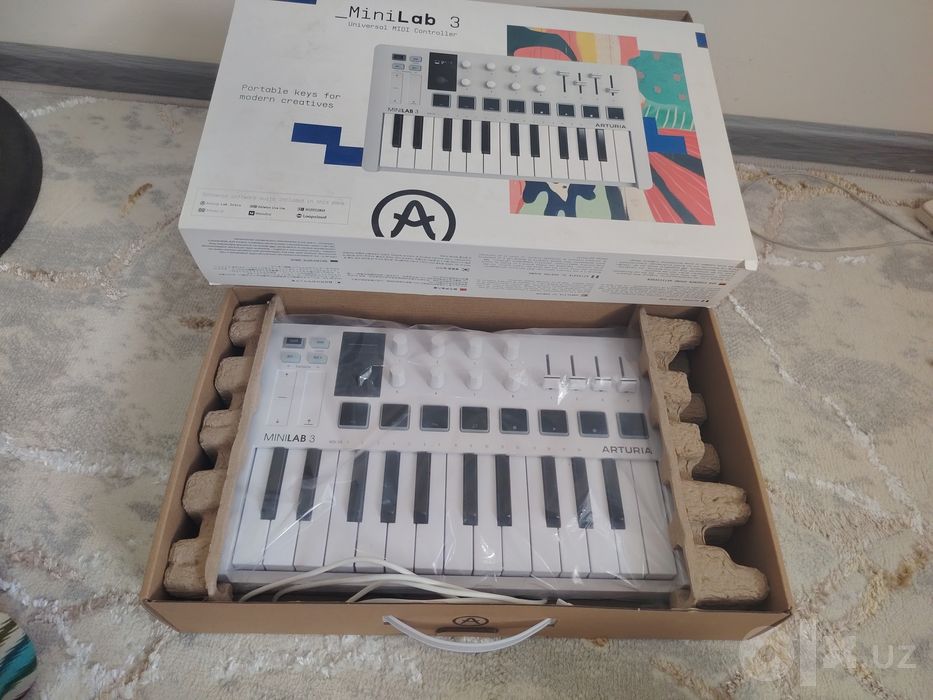Arturia Minilab 3 из Германии