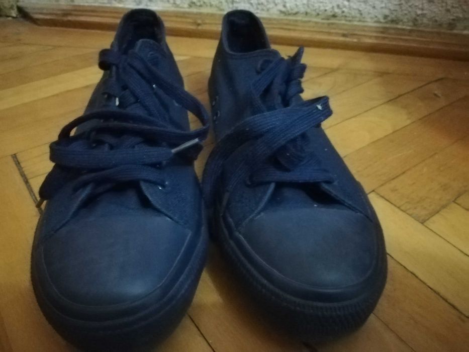 Tenisi albastri de dama, marimea 42