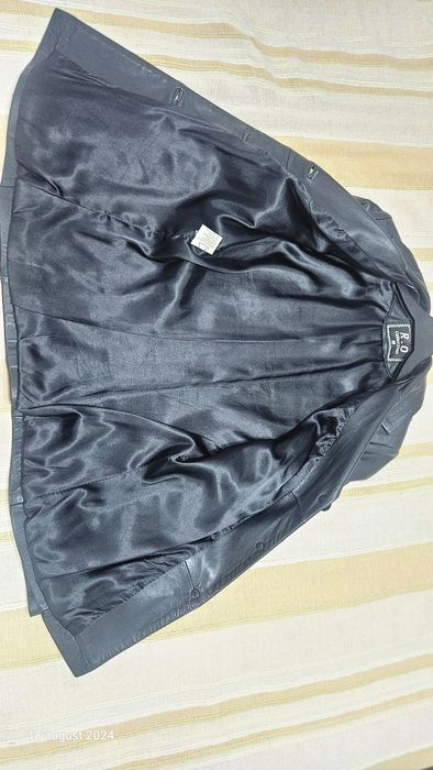 Geaca de piele tip sacou