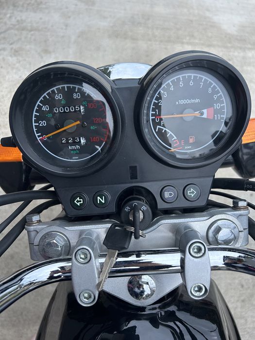 Motocicletă RD125 (HY125-2) – 125cc in stare impecabilă!!
