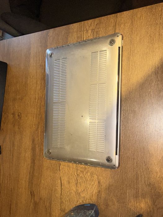 Vand Macbook Pro 2018 15”