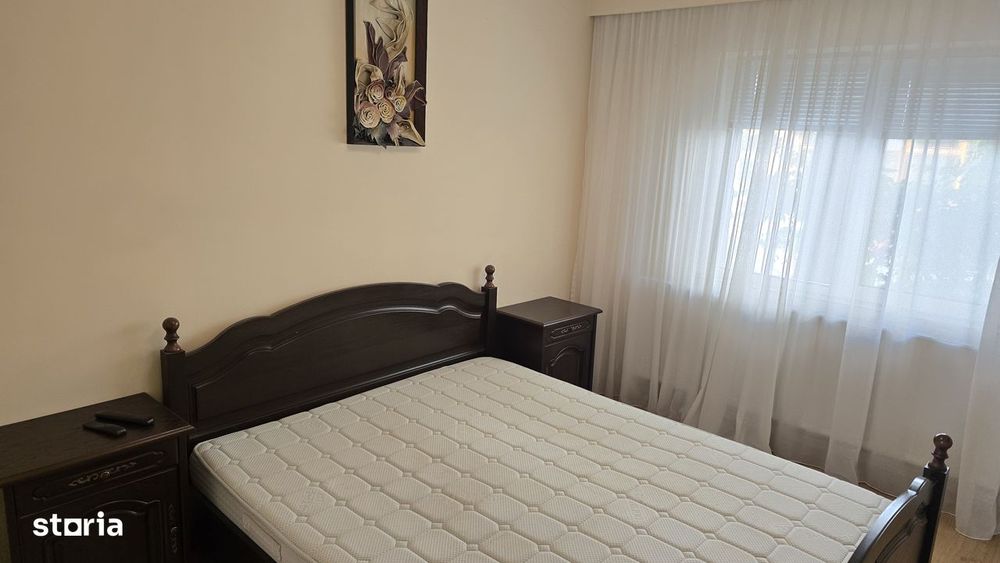 Inchiriez apartament 3 camere decomandat in Deva, I. Creanga, parter
