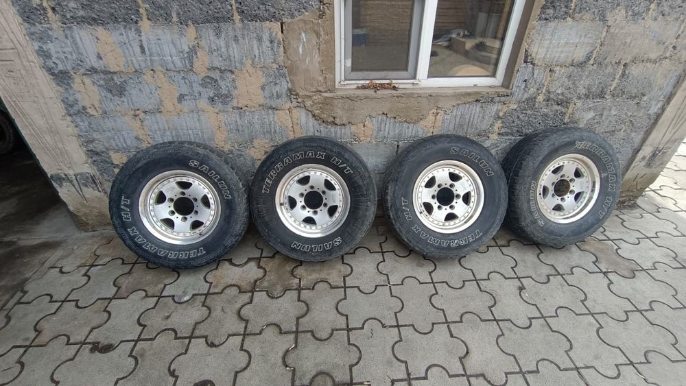 Продам диски с шинами