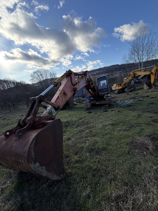 Excavator 2x Fiat hitachi 200 2